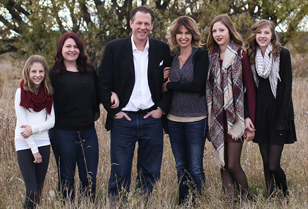 The Enns Family - Curt, Juanita and Kids